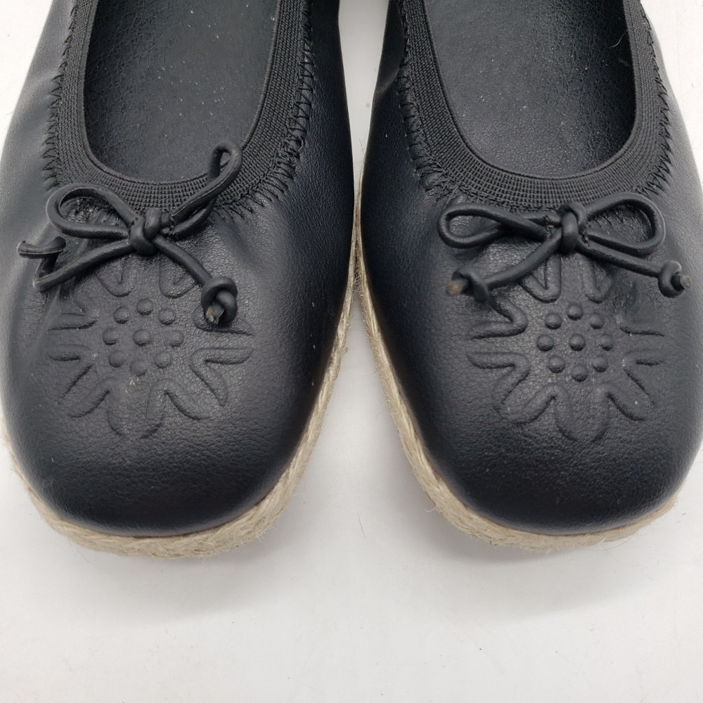 Frye and Co. espadrille flats Women US 7 Black faux leather cream raffia trim - Picture 3 of 11